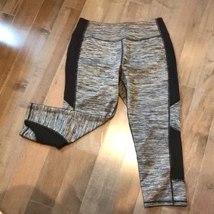 Black and grey work out pants